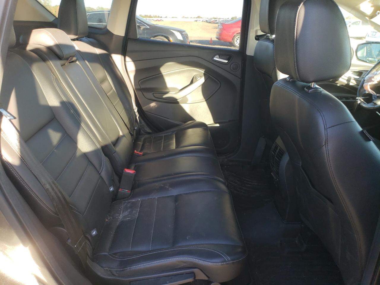 2016 Ford Escape Titanium VIN: 1FMCU0J92GUB60961 Lot: 82621455