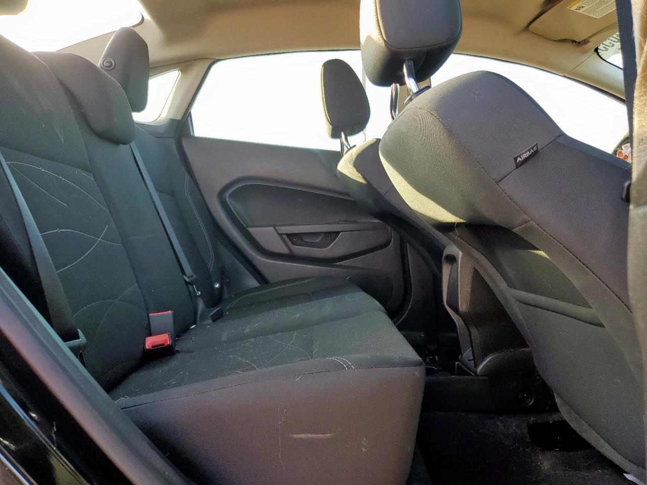 2019 Ford Fiesta Se VIN: 3FADP4BJ3KM146165 Lot: 82284055