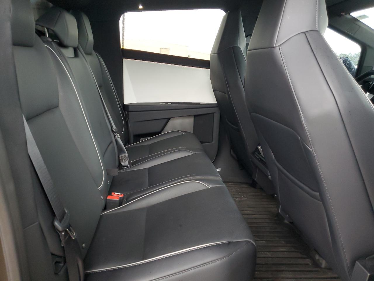 2024 Tesla Cybertruck VIN: 7G2CEHED7RA014768 Lot: 90229745