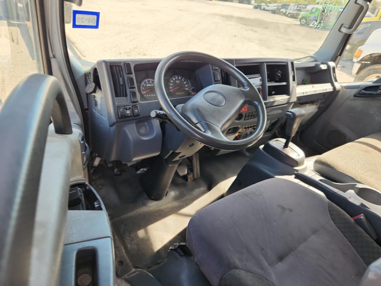 2015 Isuzu Npr Hd Box Truck VIN: 54DC4W1B3FS801535 Lot: 87193395