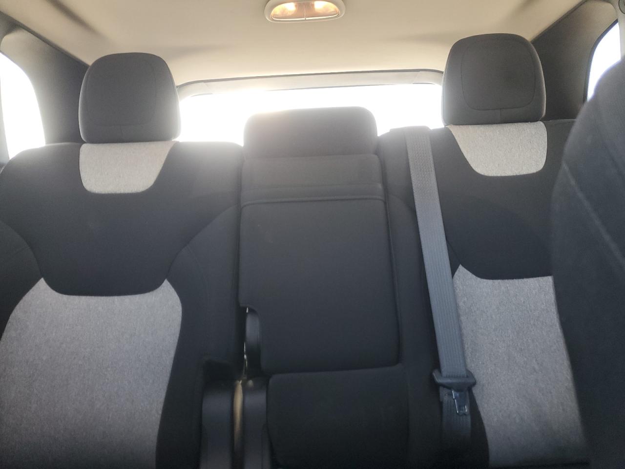 2014 Jeep Cherokee Latitude VIN: 1C4PJMCS4EW138824 Lot: 82674465