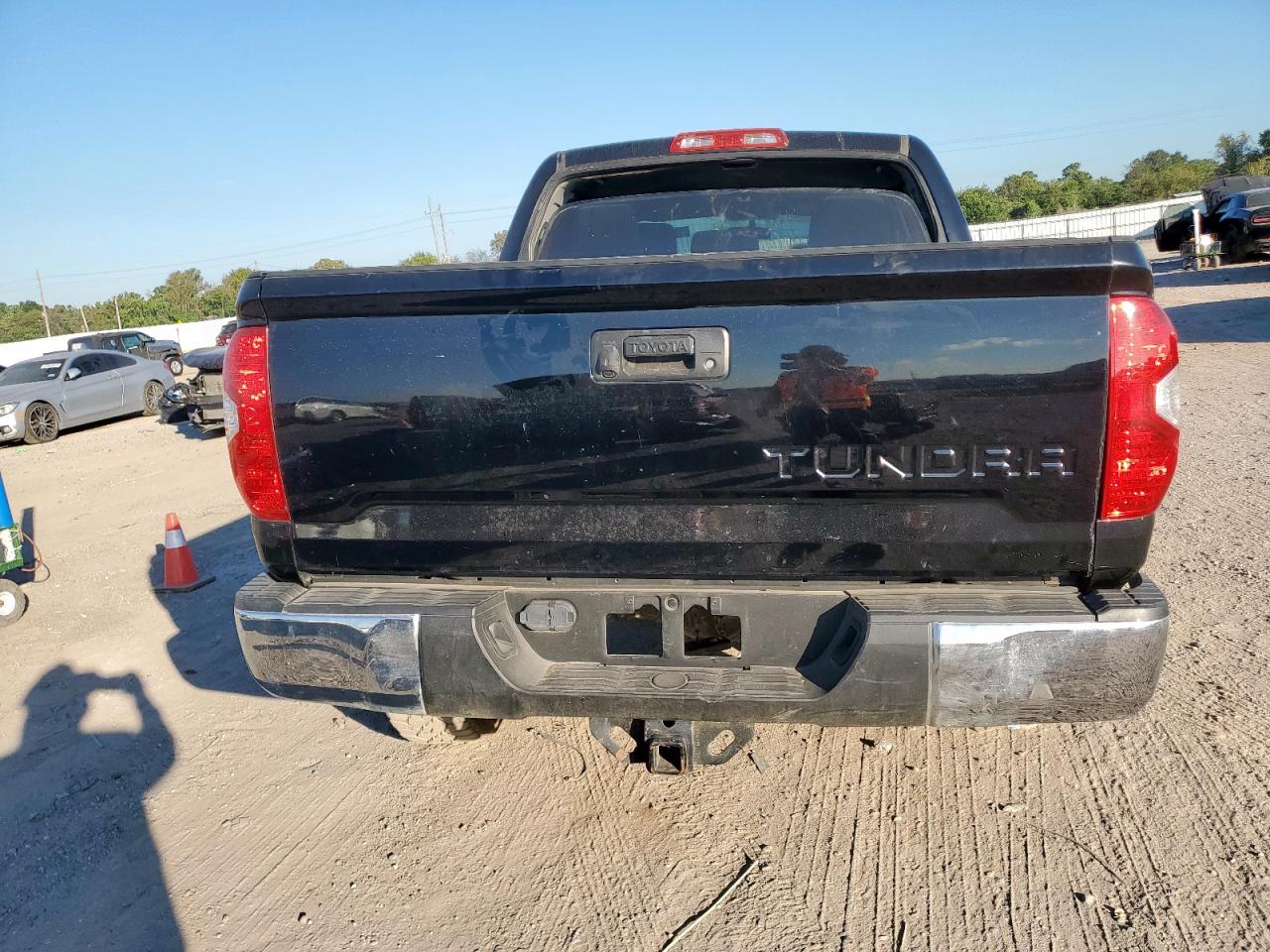 2019 Toyota Tundra Crewmax Sr5 VIN: 5TFEM5F10KX143466 Lot: 85540325