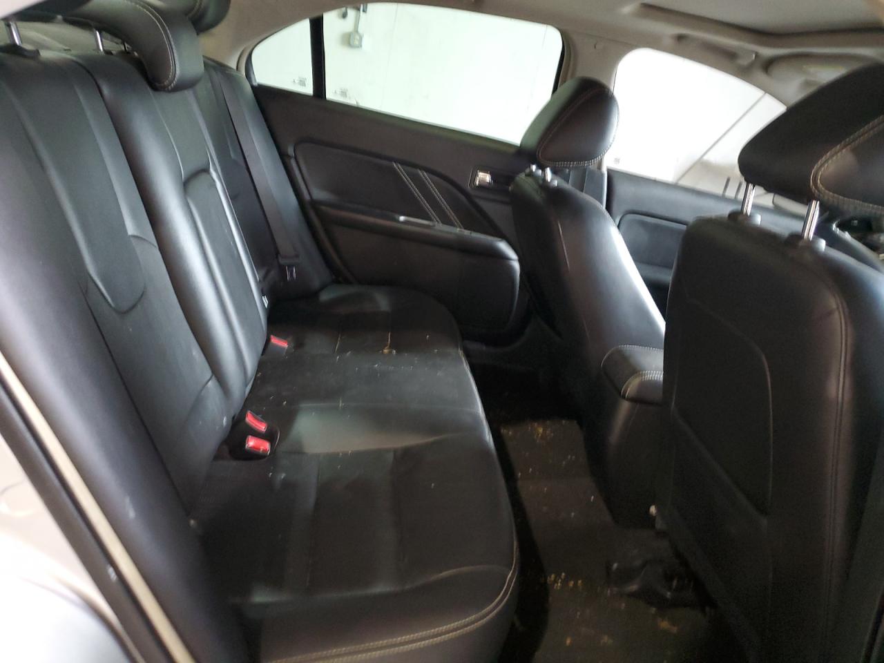 2011 Ford Fusion Sport VIN: 3FAHP0KC4BR143127 Lot: 89848985