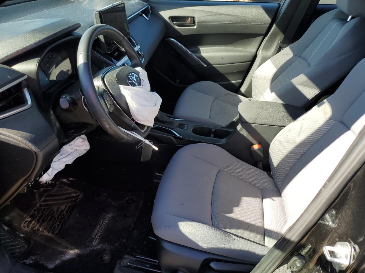 2023 Toyota Corolla Cross Le VIN: 7MUFBABGXPV004770 Lot: 85767145