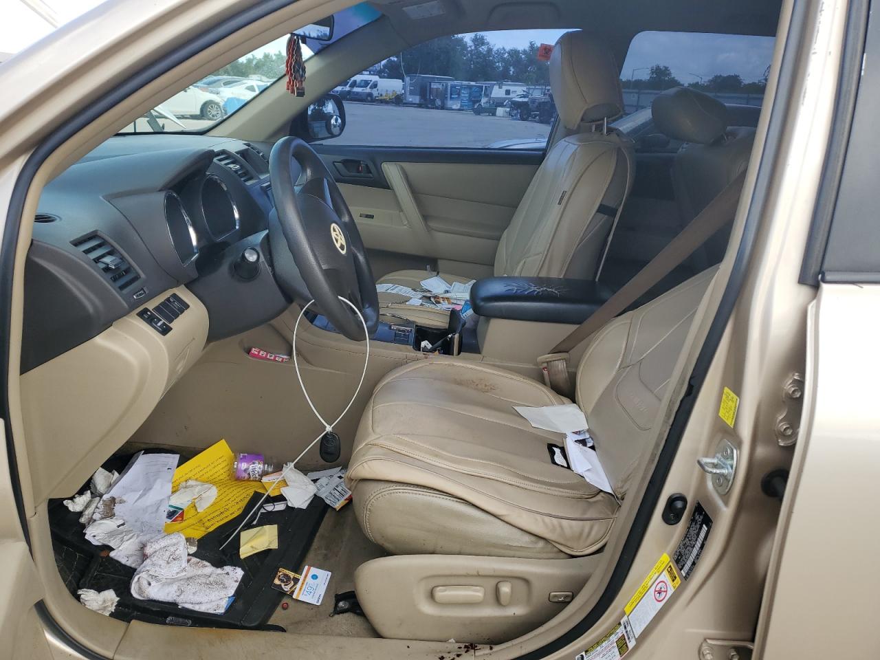 2010 Toyota Highlander VIN: 5TDZK3EH4AS013320 Lot: 82324555