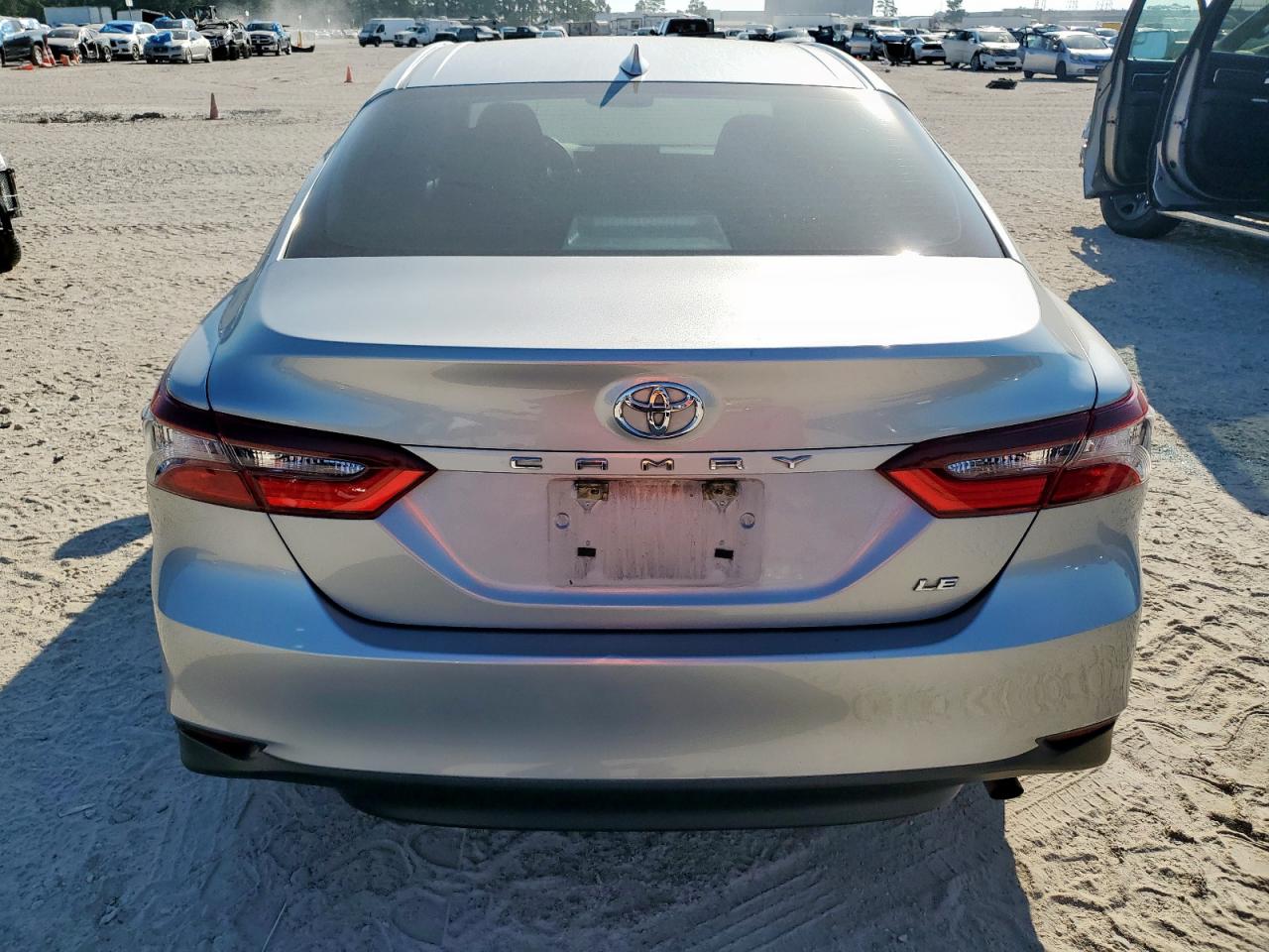 2021 Toyota Camry Le VIN: 4T1R11AK1MU610980 Lot: 85151055