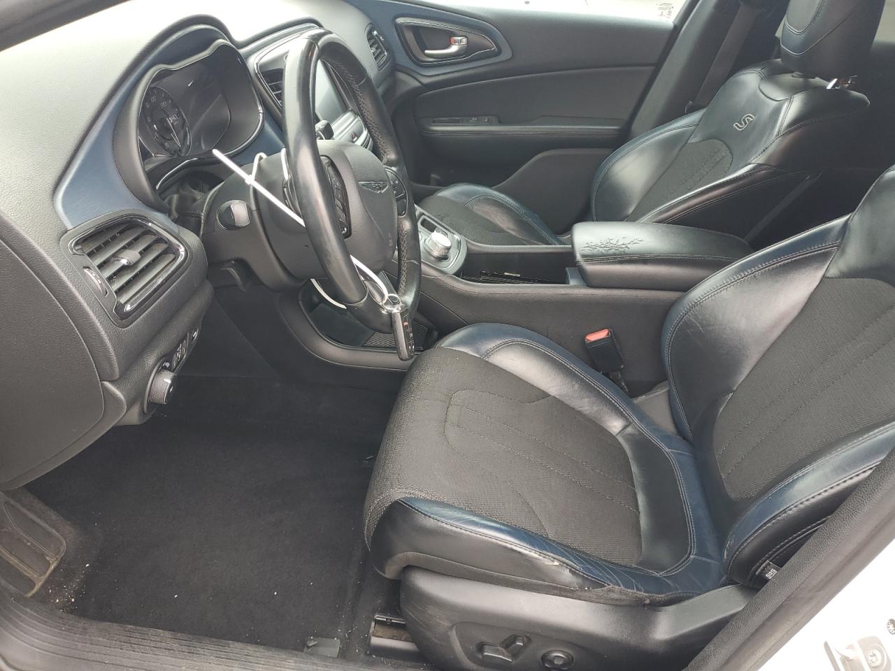 2016 Chrysler 200 S VIN: 1C3CCCBG8GN121800 Lot: 82175685