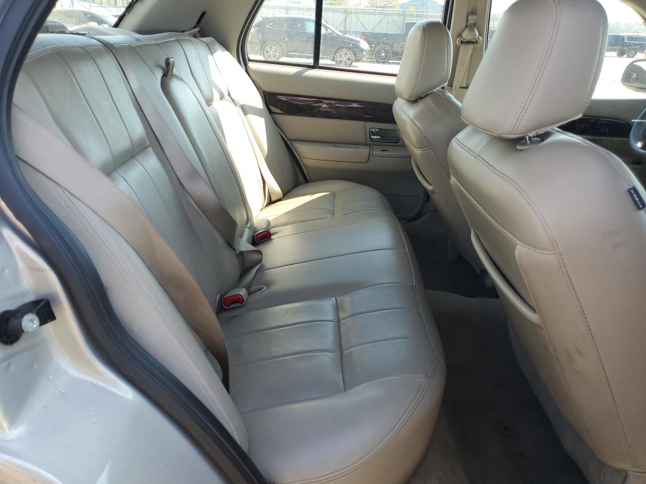 2010 Mercury Grand Marquis Ls VIN: 2MEBM7FV8AX634926 Lot: 85137635