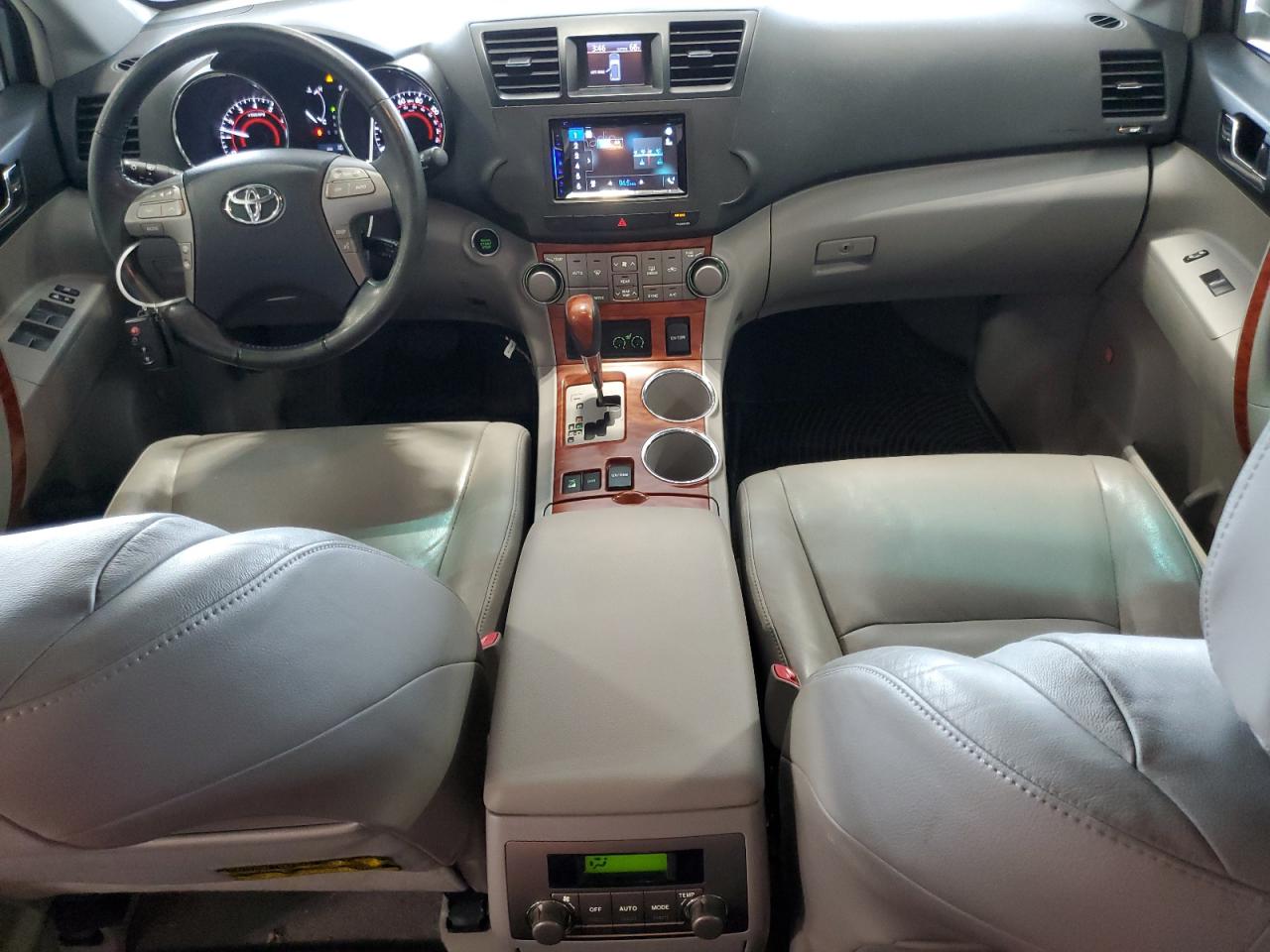 2008 Toyota Highlander Limited VIN: JTEES42A582083336 Lot: 86081275