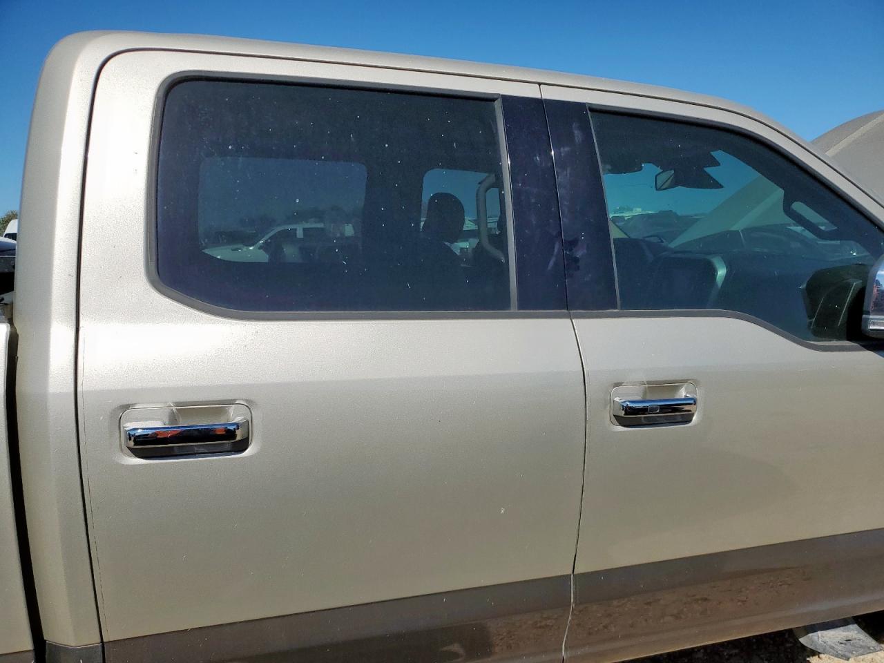 2017 Ford F150 Lariat VIN: 1FTEW1EG7HFB18152 Lot: 90684005