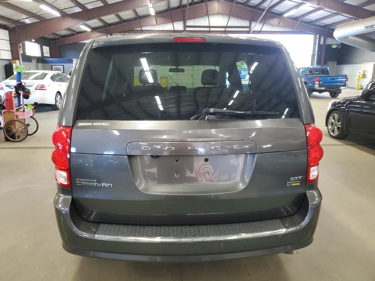 2016 Dodge Grand Caravan Sxt VIN: 2C4RDGCG2GR327772 Lot: 85729385