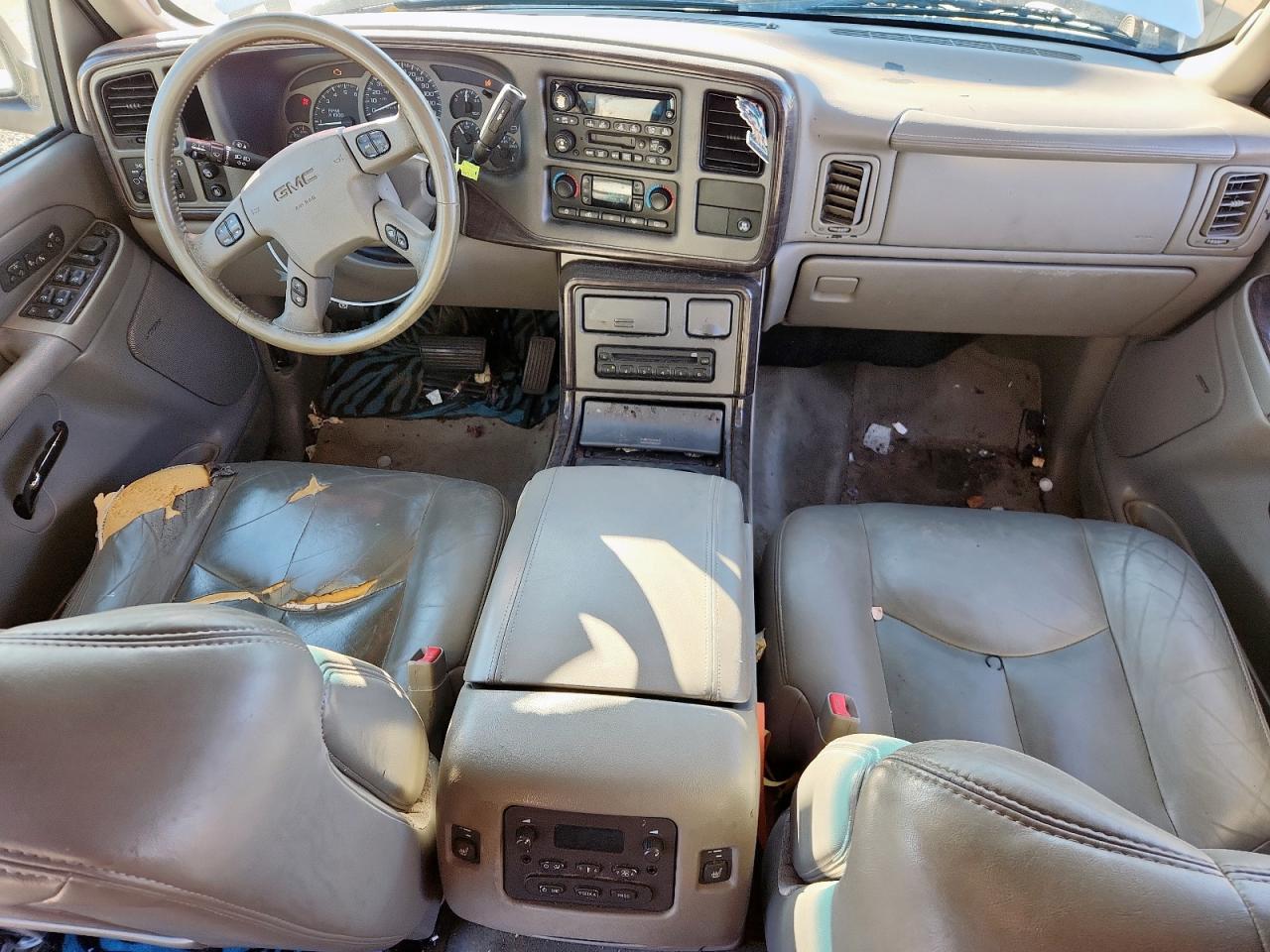 2004 GMC Yukon VIN: 1GKEK63U64J103087 Lot: 90268335