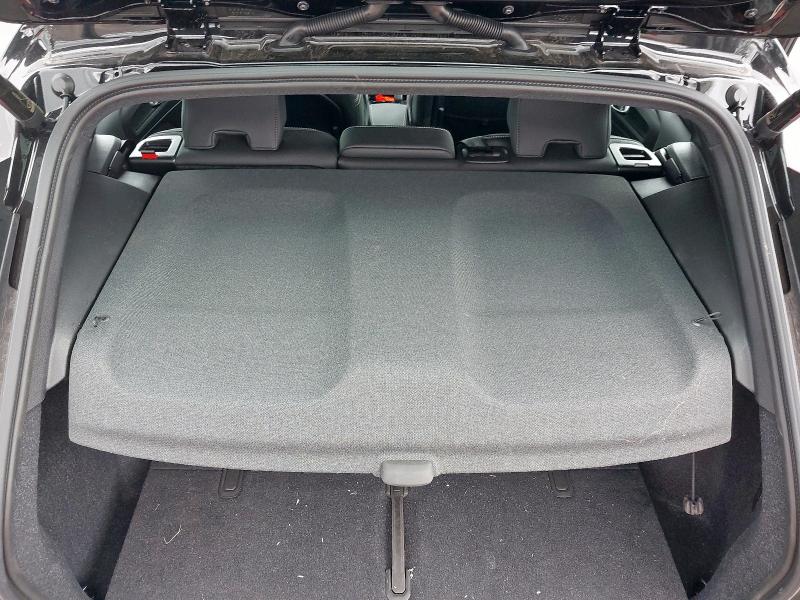 2025 VOLVO XC40 2.0 B4P PLUS DARK 5DR AUTO