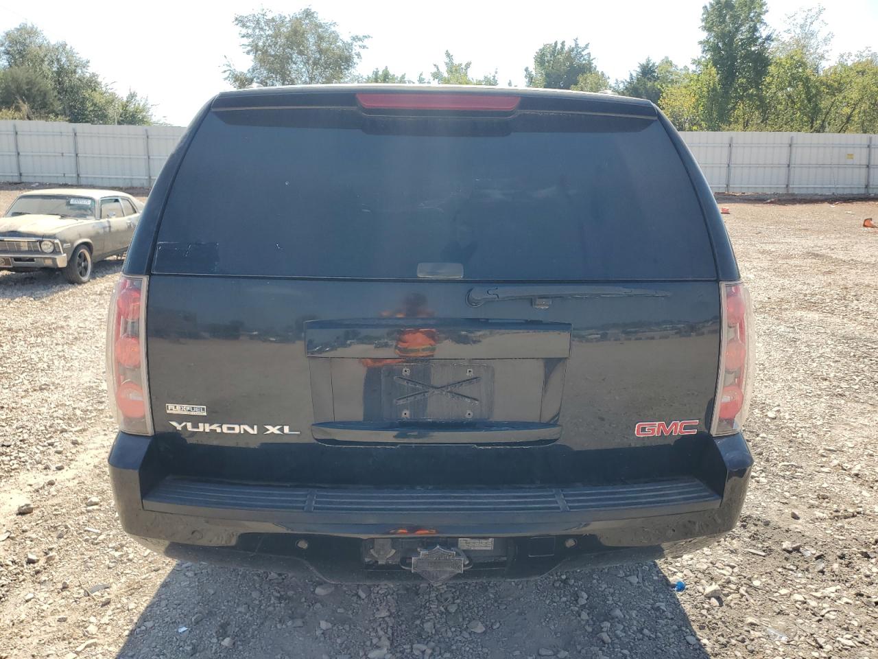 2007 GMC Yukon Xl C1500 VIN: 1GKFC16017J288652 Lot: 85152585