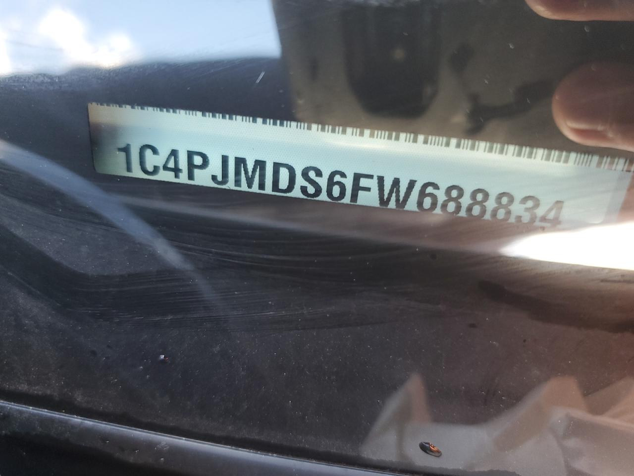 2015 Jeep Cherokee Limited VIN: 1C4PJMDS6FW688834 Lot: 89801555