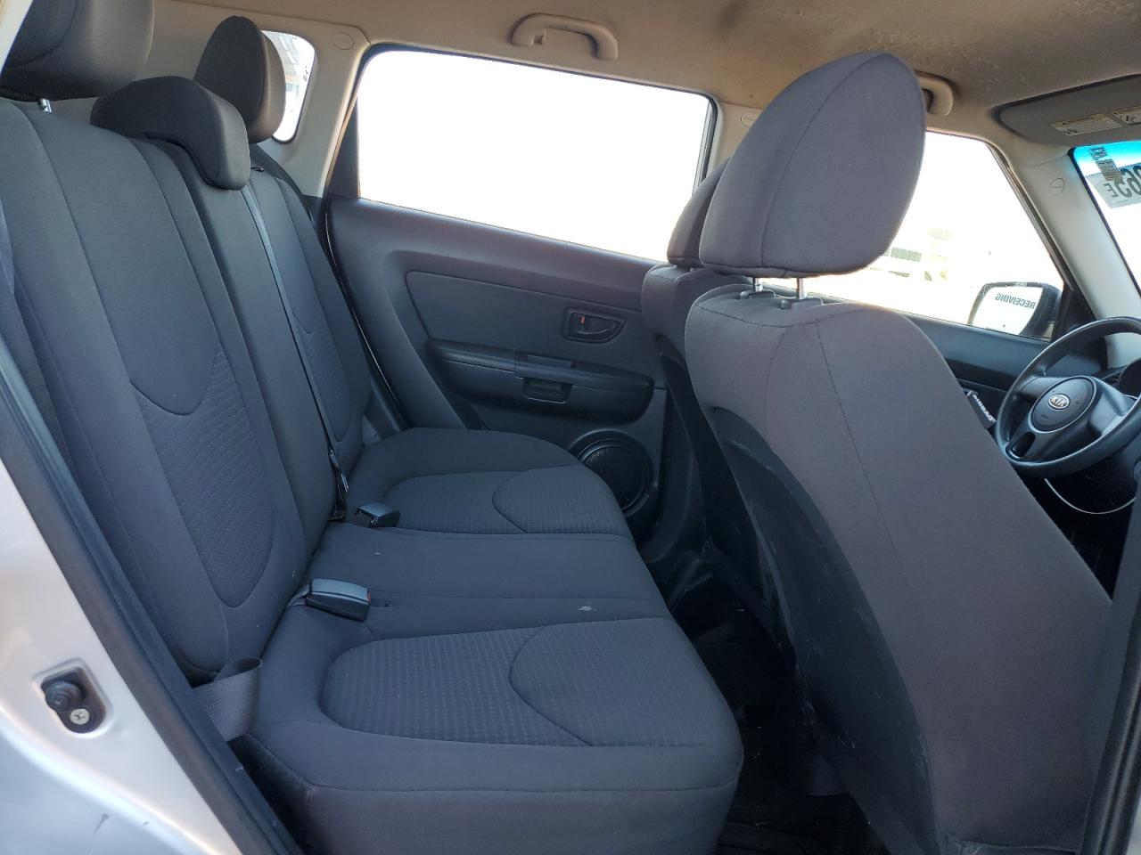 2011 Kia Soul VIN: KNDJT2A13B7318476 Lot: 86900265