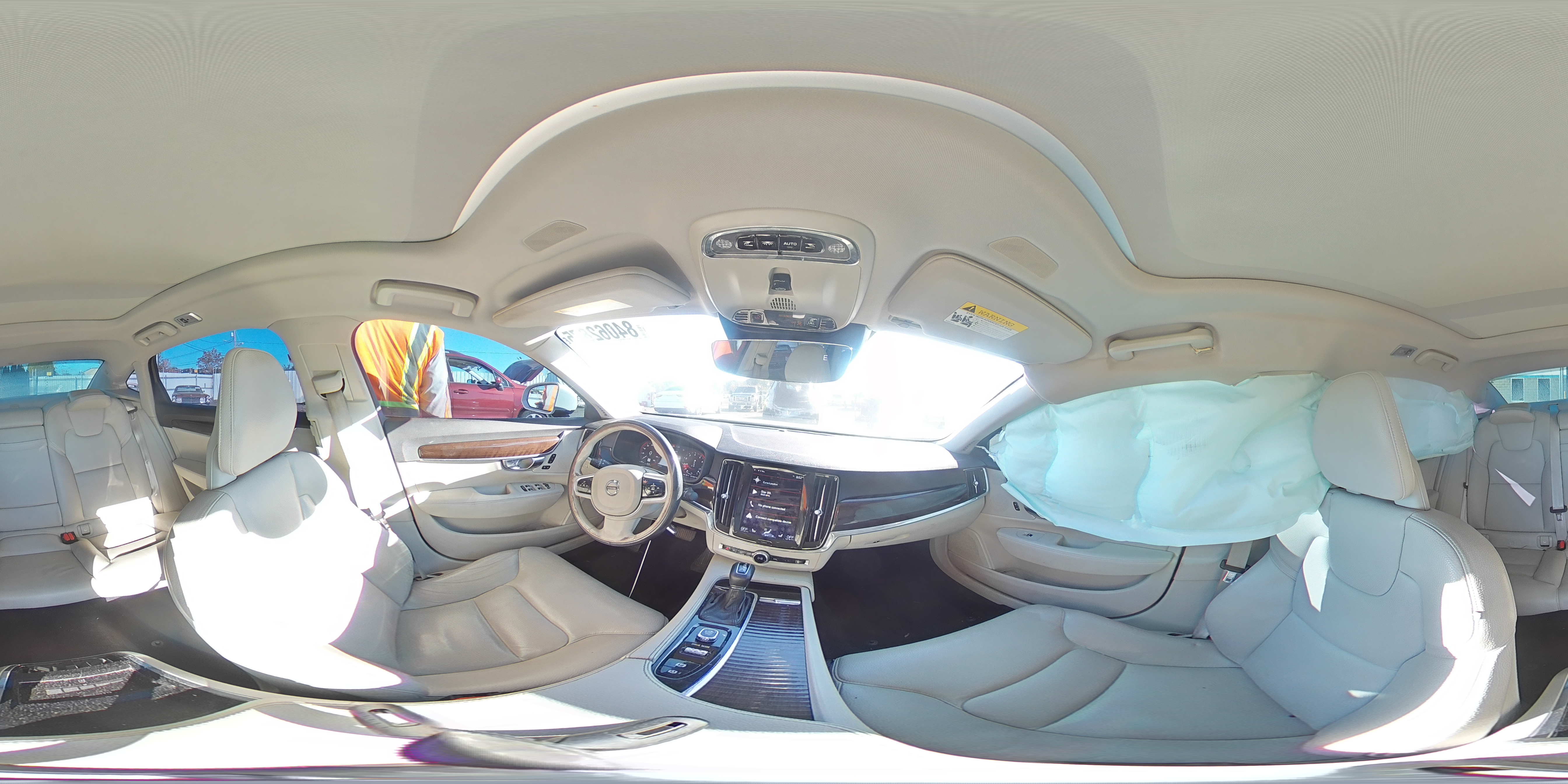 2018 Volvo S90 T5 Momentum VIN: LVY982MK7JP032050 Lot: 84062875