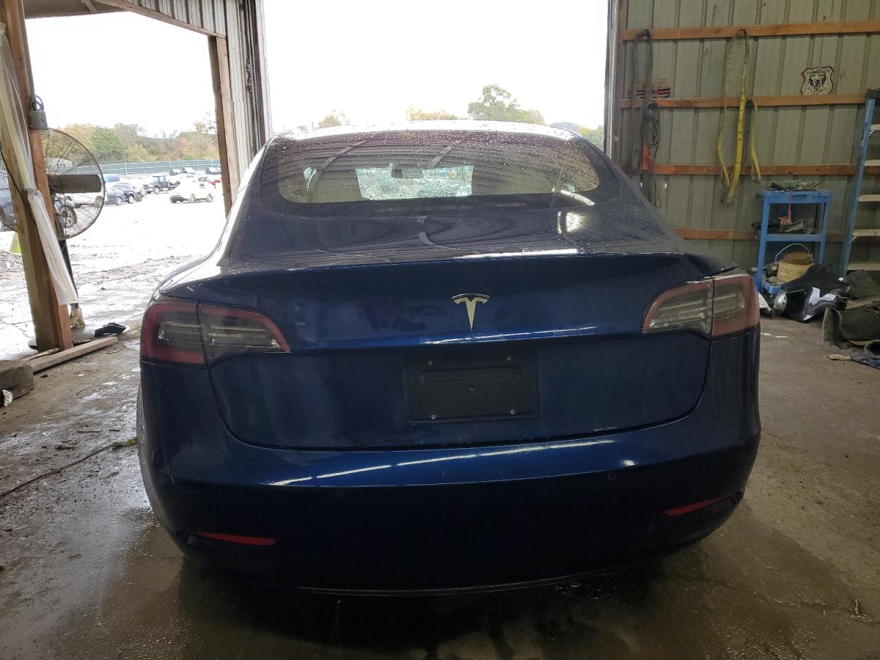 2019 Tesla Model 3 VIN: 5YJ3E1EAXKF332442 Lot: 90698065