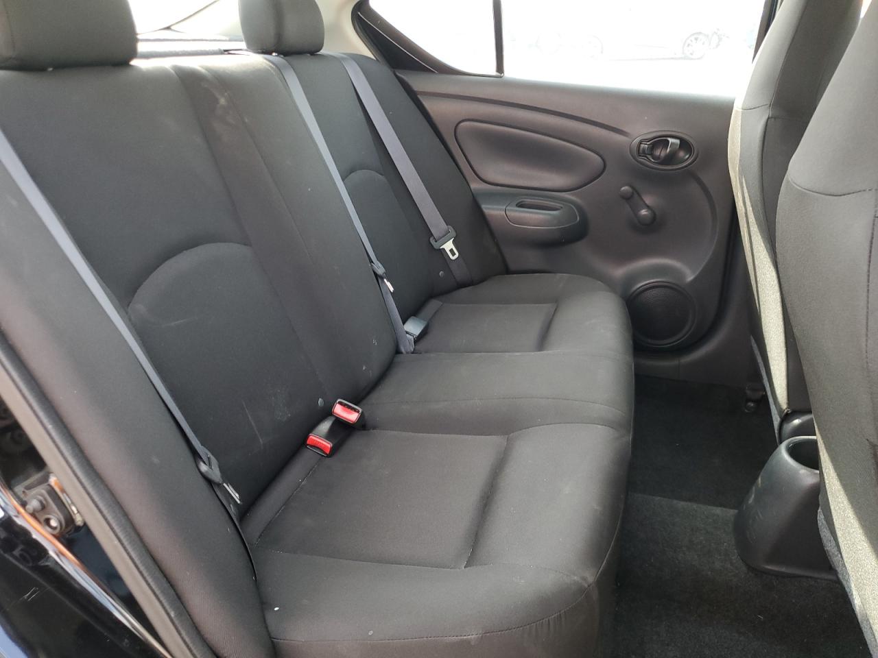 2017 Nissan Versa S VIN: 3N1CN7AP6HL848677 Lot: 85865225