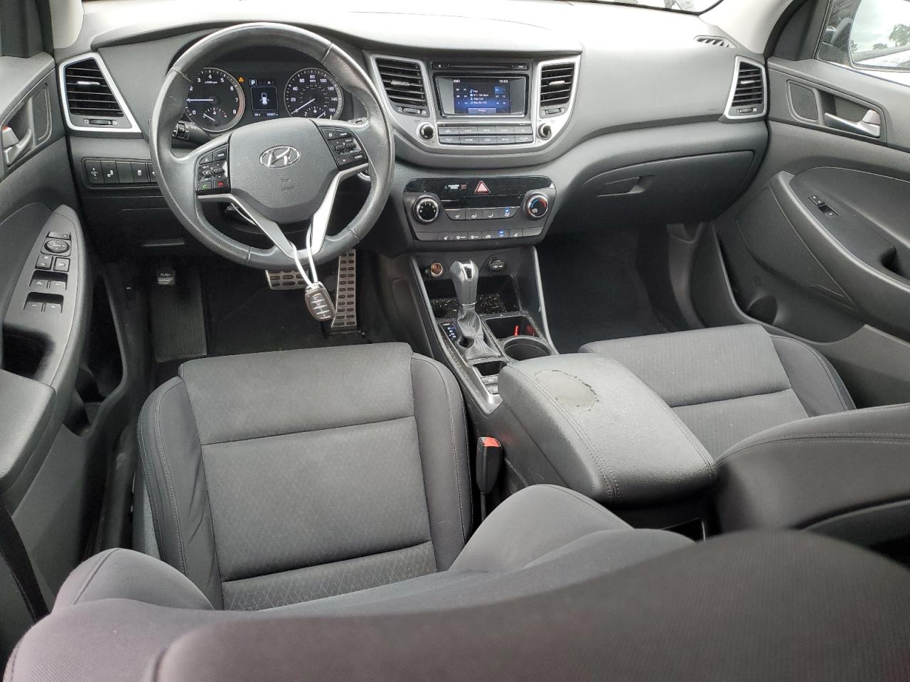 2017 Hyundai Tucson Limited VIN: KM8J33A28HU520086 Lot: 82392475