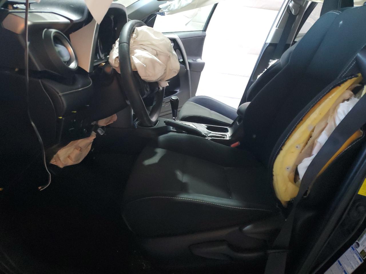 2017 Toyota Rav4 Xle VIN: 2T3RFREV2HW595634 Lot: 85140055