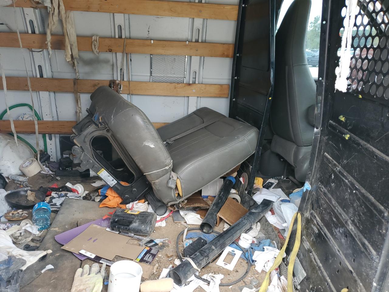 2020 GMC Savana G2500 VIN: 1GTW7AFG1L1183486 Lot: 82275235