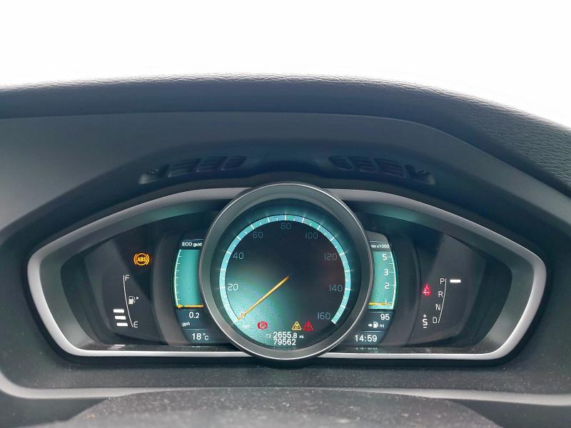 2014 VOLVO V40 D3 SE LUX NAV 5DR GEARTRONIC