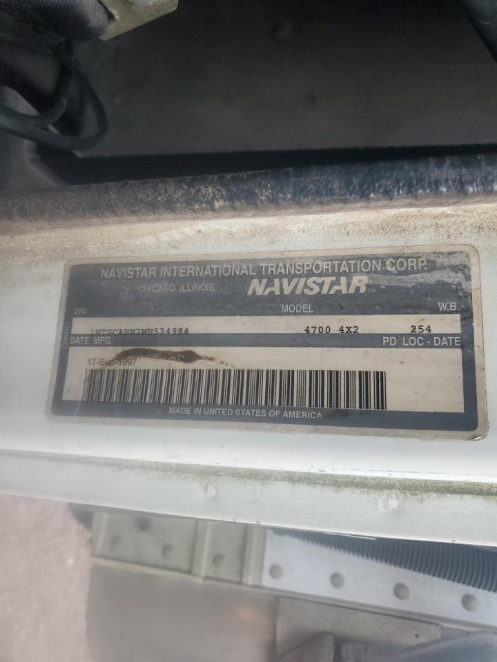 1998 International 4700 Refrigerated Delivery Truck VIN: 1HTSCABN2WH534984 Lot: 89532065