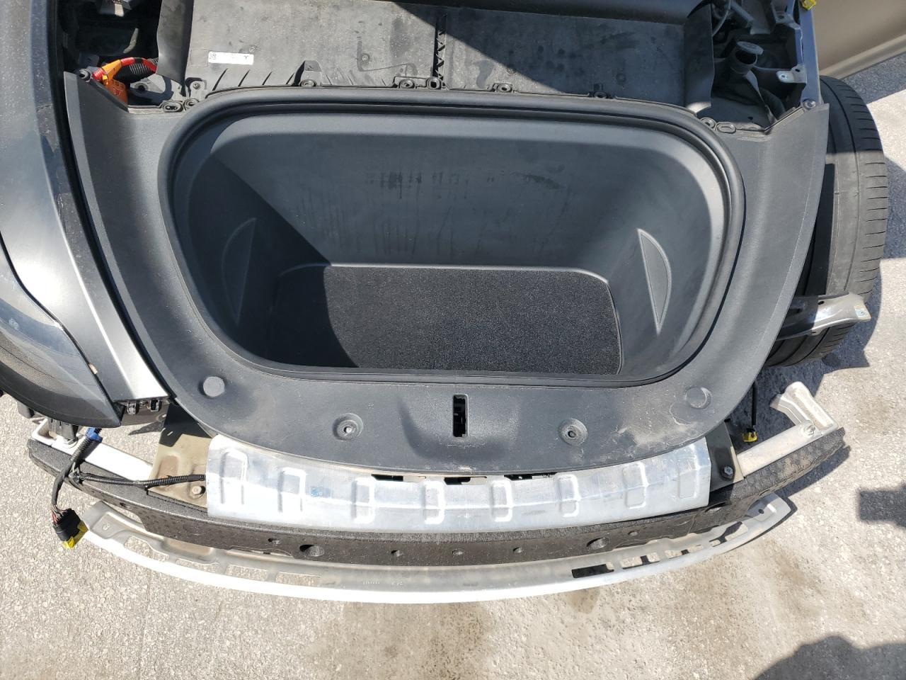 2021 Tesla Model Y VIN: 5YJYGDEF8MF258793 Lot: 84268905