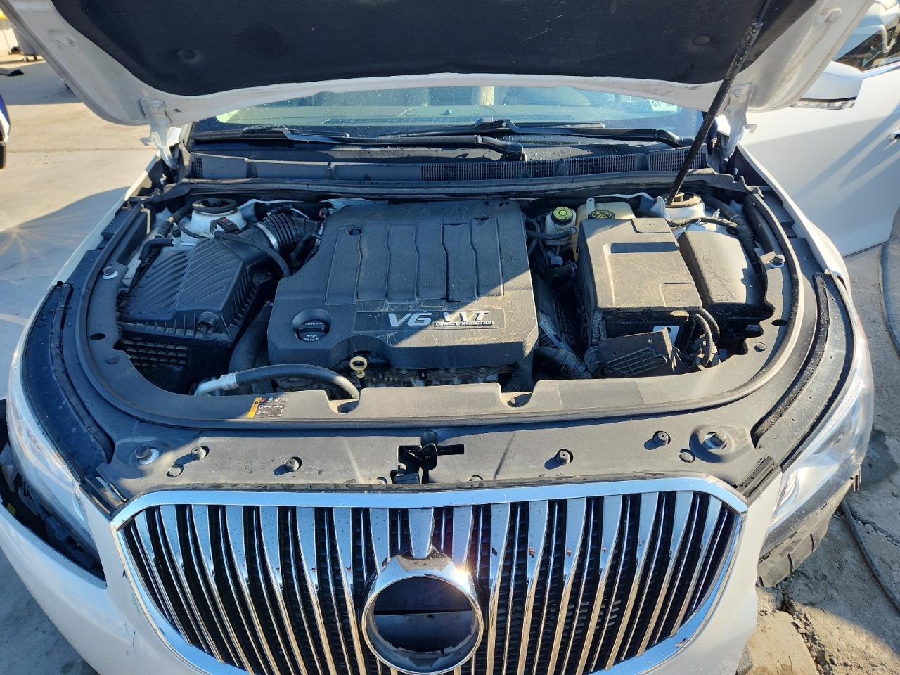 2015 Buick Lacrosse VIN: 1G4GB5G35FF346892 Lot: 84915565