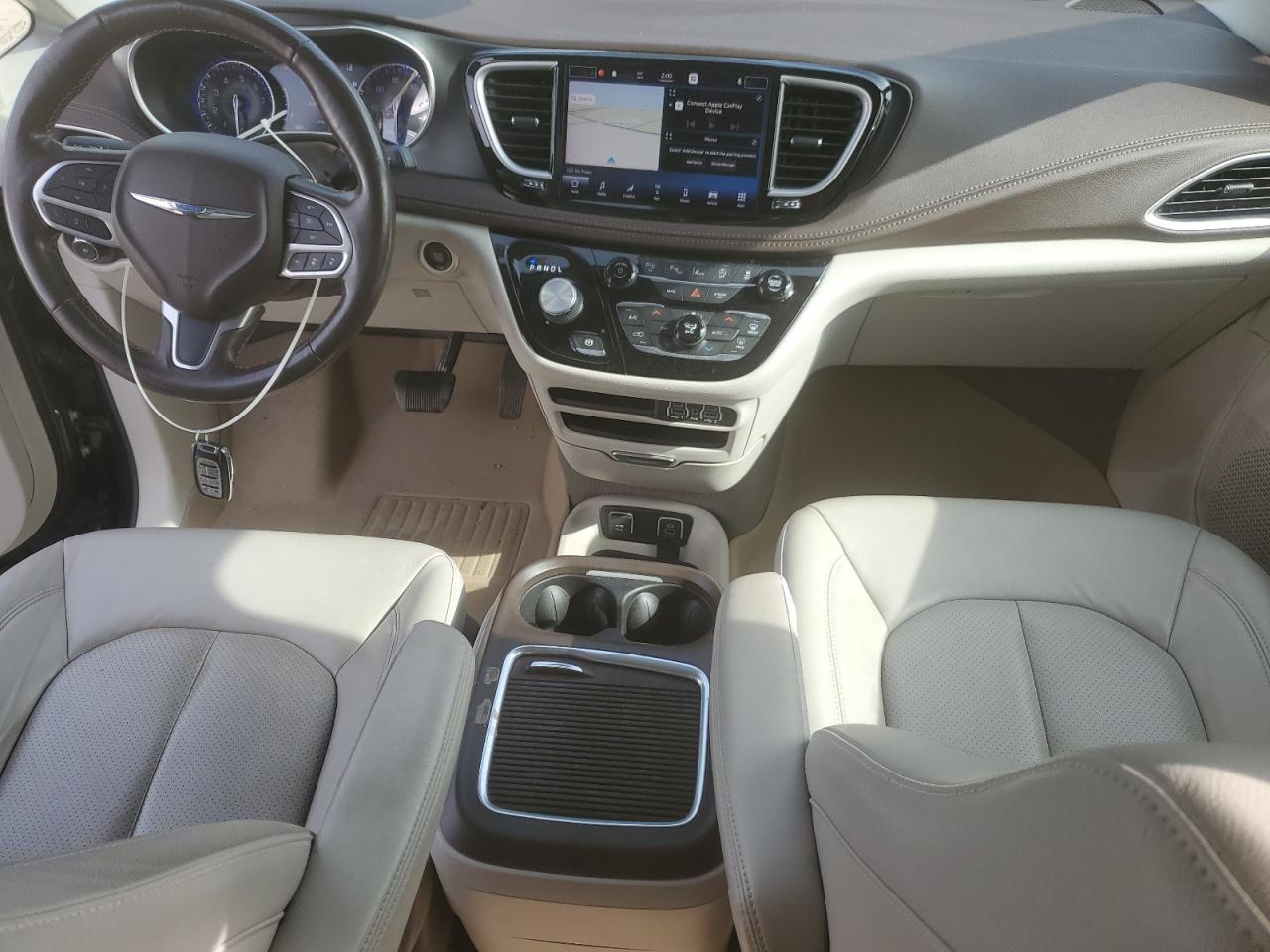 2021 Chrysler Pacifica Touring L VIN: 2C4RC1BG7MR596802 Lot: 90267885