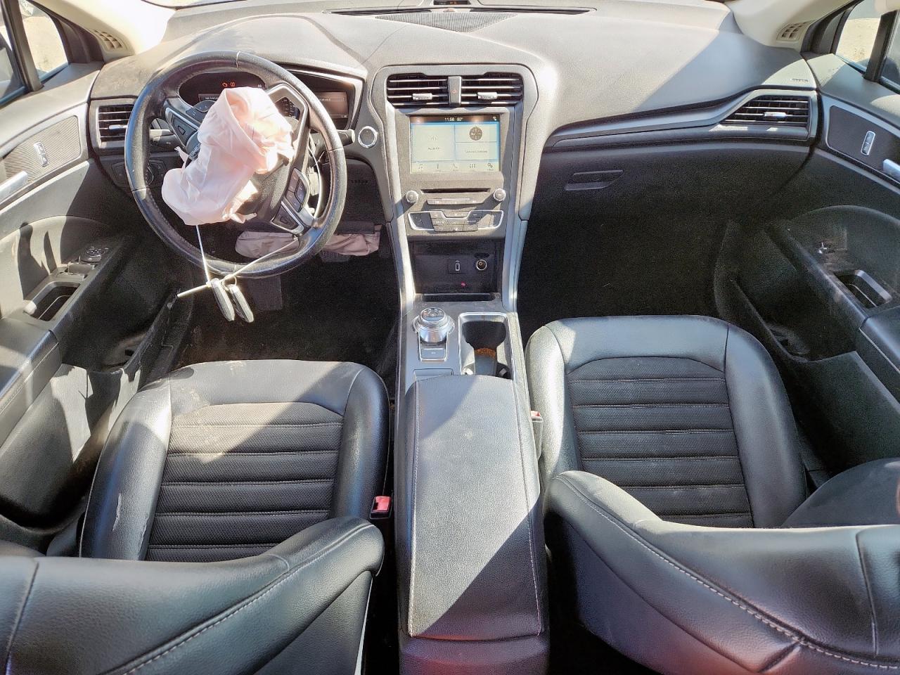 2018 Ford Fusion Se VIN: 3FA6P0HD5JR127301 Lot: 90127205