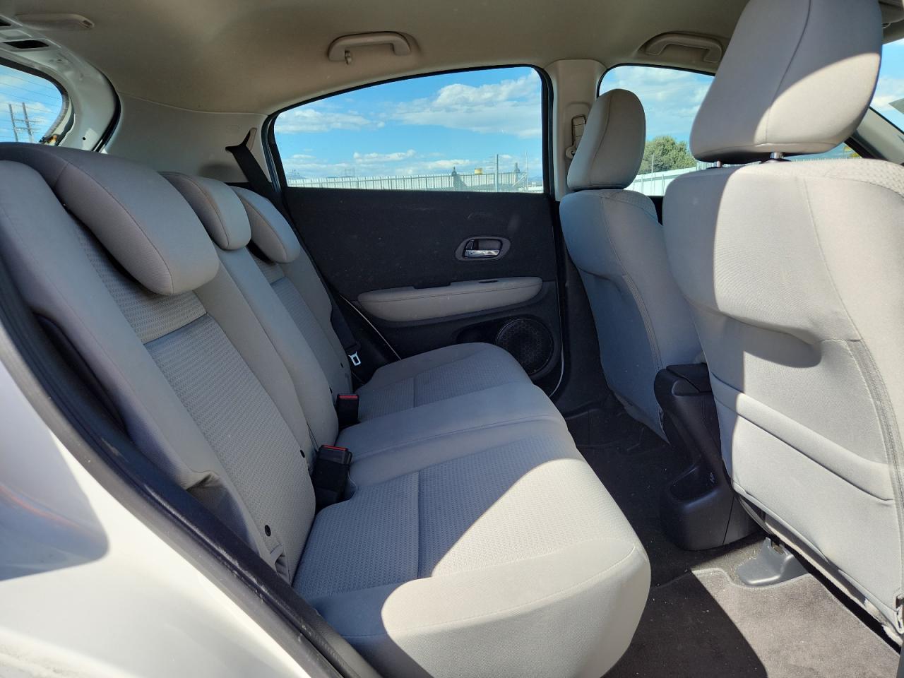 2021 Honda Hr-V Lx VIN: 3CZRU6H38MM715926 Lot: 84811875