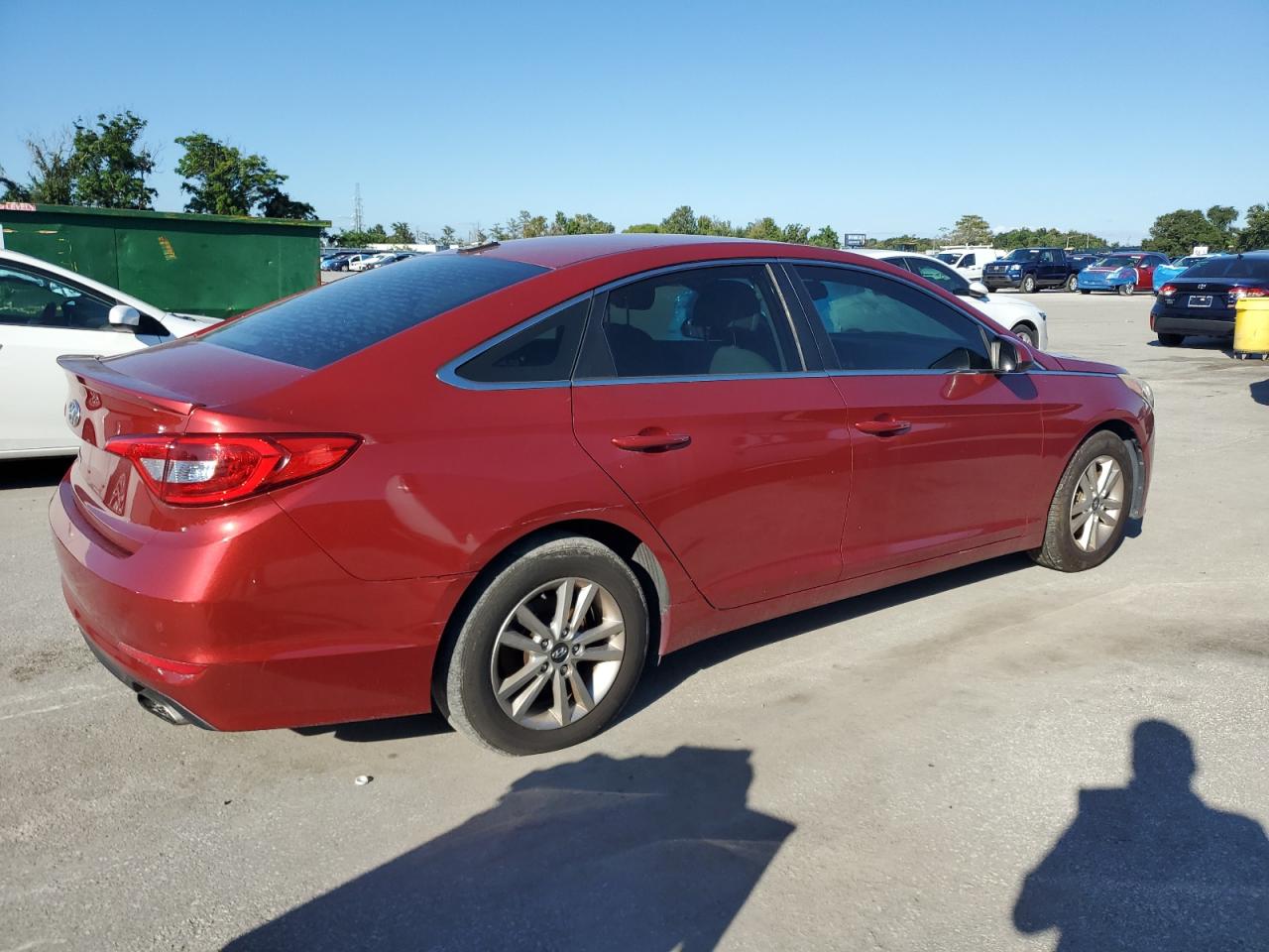 Фото: 5NPE24AF9GH379412