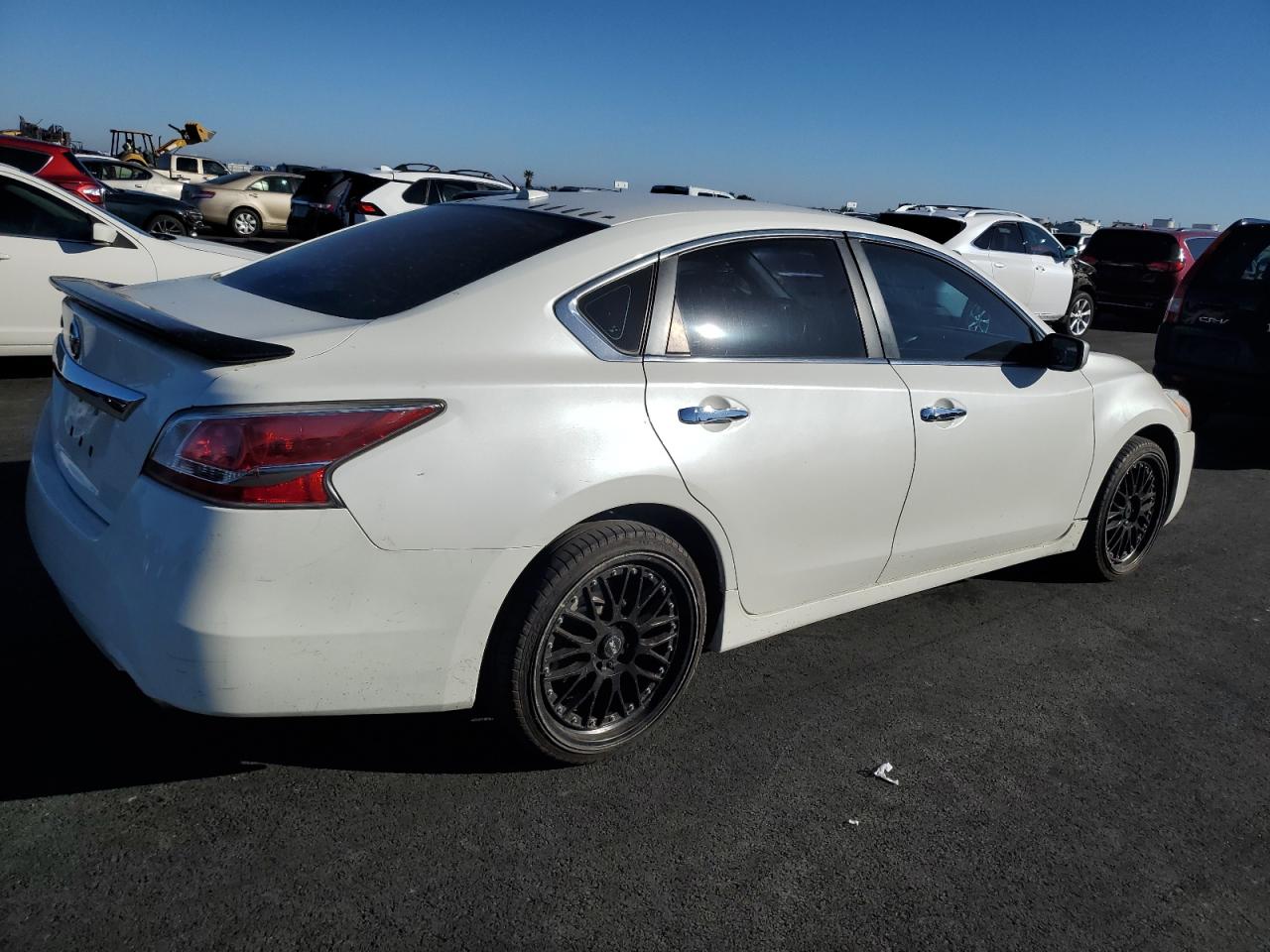 2015 Nissan Altima 2.5 VIN: 1N4AL3AP1FC417228 Lot: 85421725