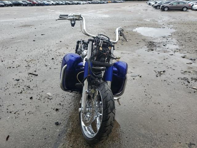 2017 HARLEY-DAVIDSON FLHXSE CVO STREET GLIDE  