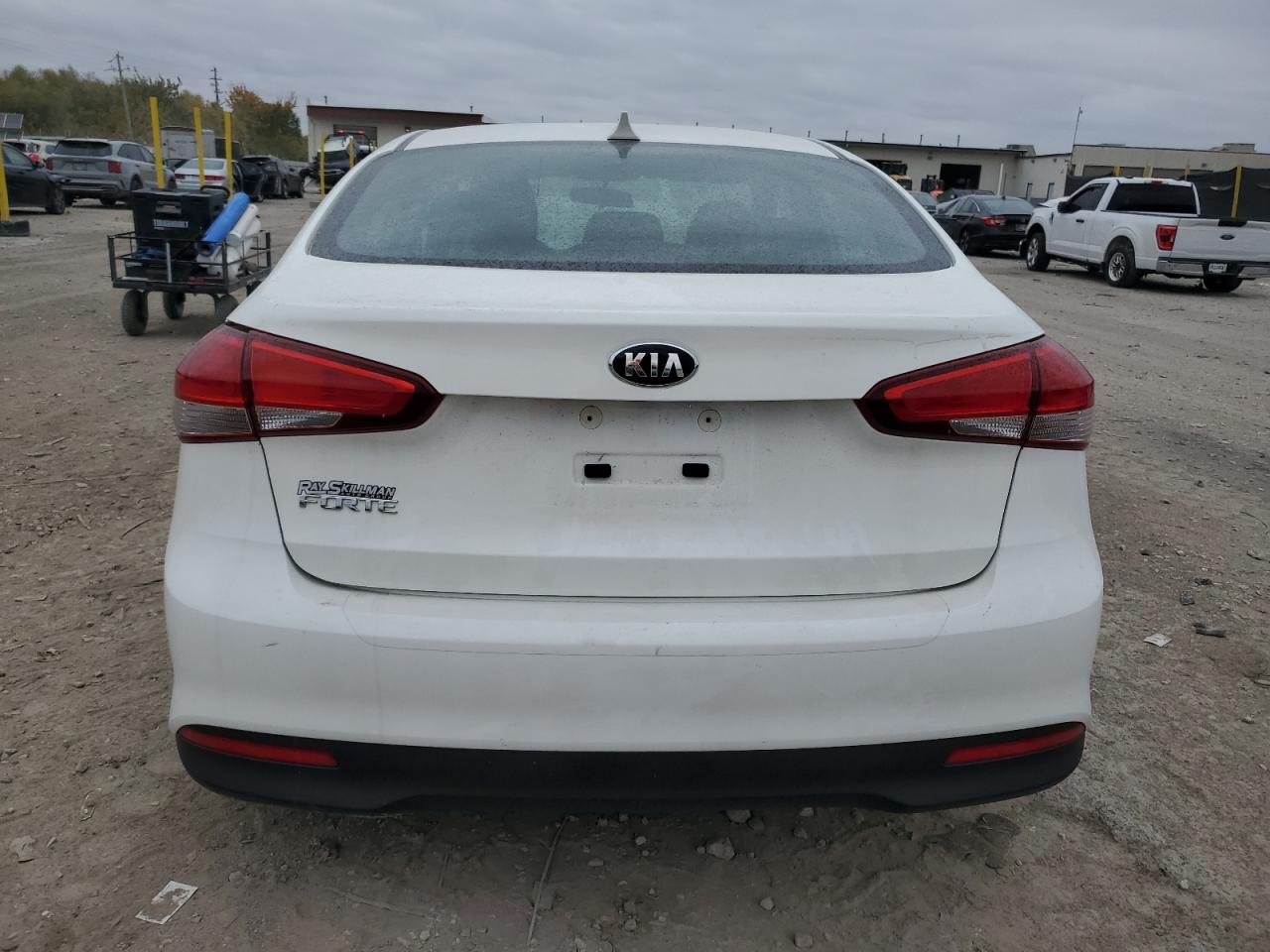 2017 Kia Forte Lx VIN: 3KPFK4A77HE108612 Lot: 90285655