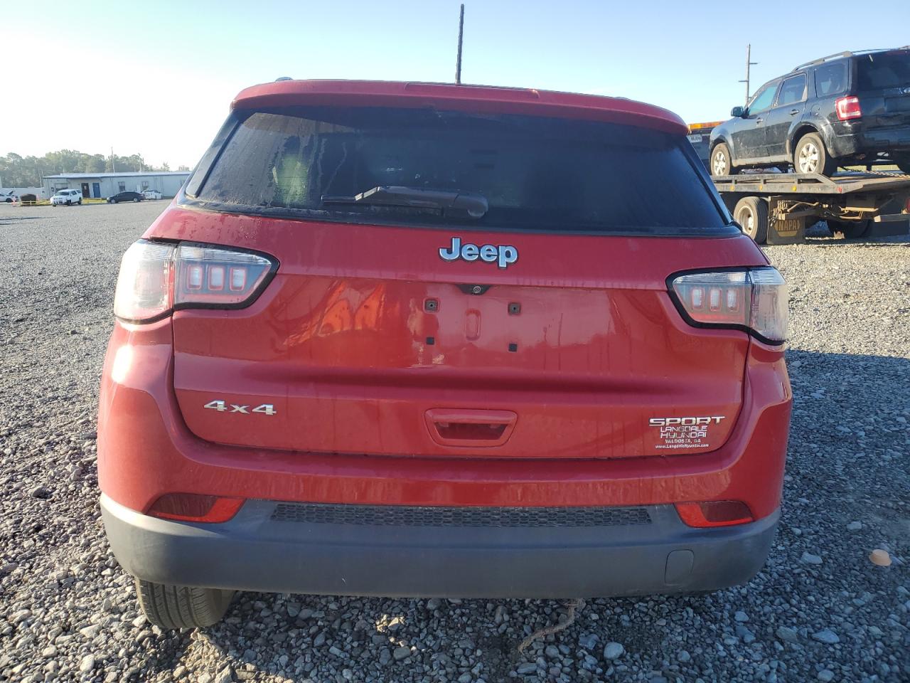 2018 Jeep Compass Sport VIN: 3C4NJDAB2JT103645 Lot: 82751535