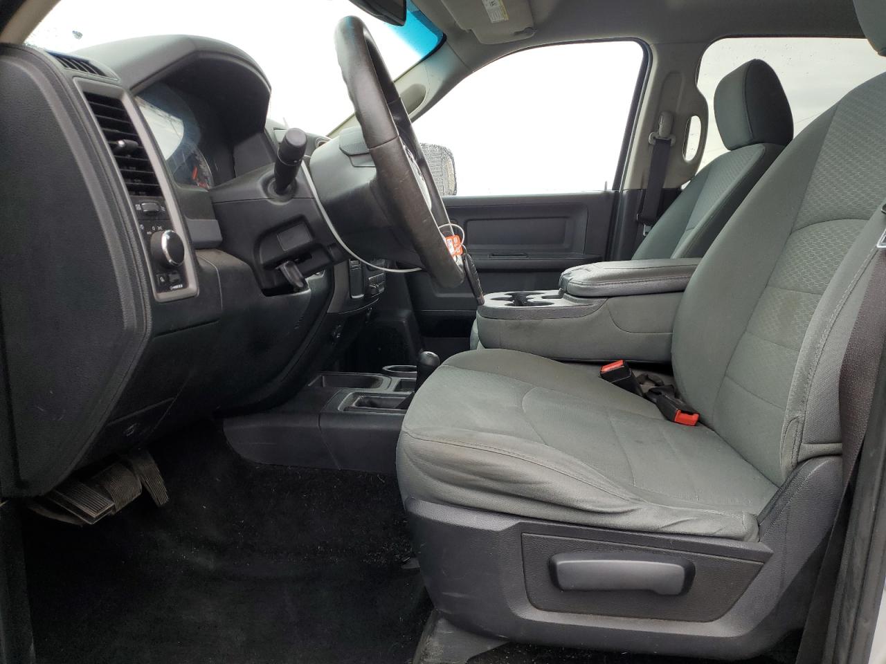 2015 Ram 2500 St VIN: 3C6UR5HJ9FG577607 Lot: 84271405