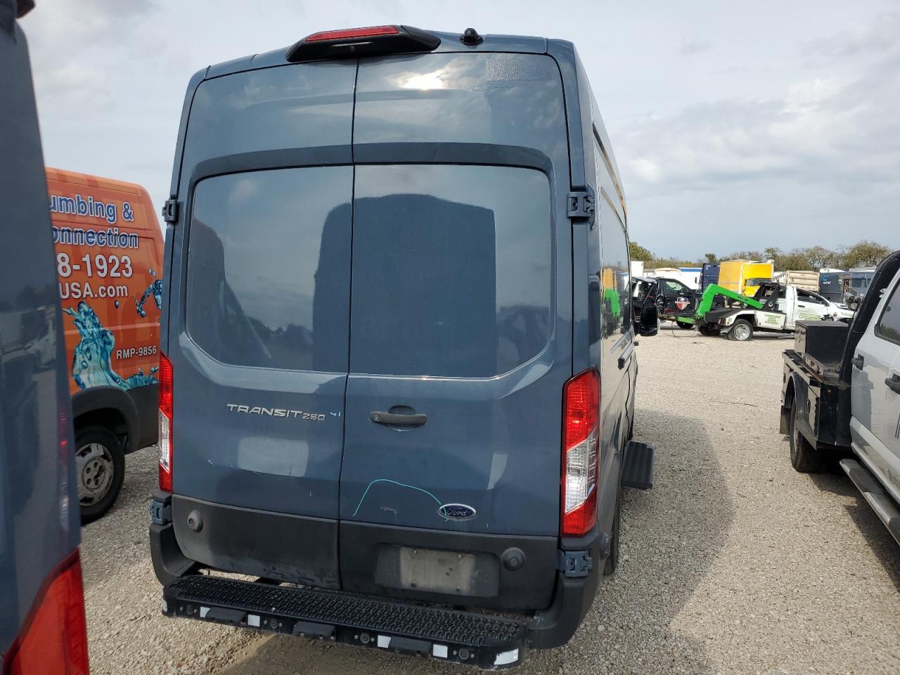 2020 Ford Transit T-250 VIN: 1FTBR3X89LKB13417 Lot: 80248525