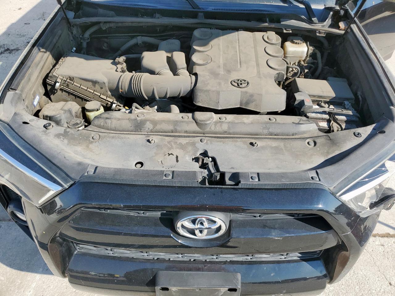 2015 Toyota 4Runner Sr5 VIN: JTEZU5JR0F5105599 Lot: 82001775