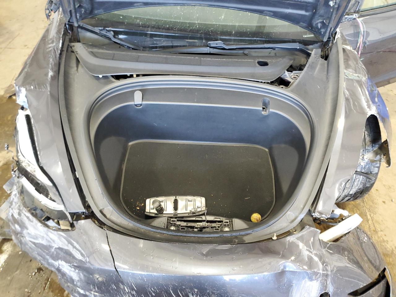 2018 Tesla Model 3 VIN: 5YJ3E1EBXJF116209 Lot: 85167435