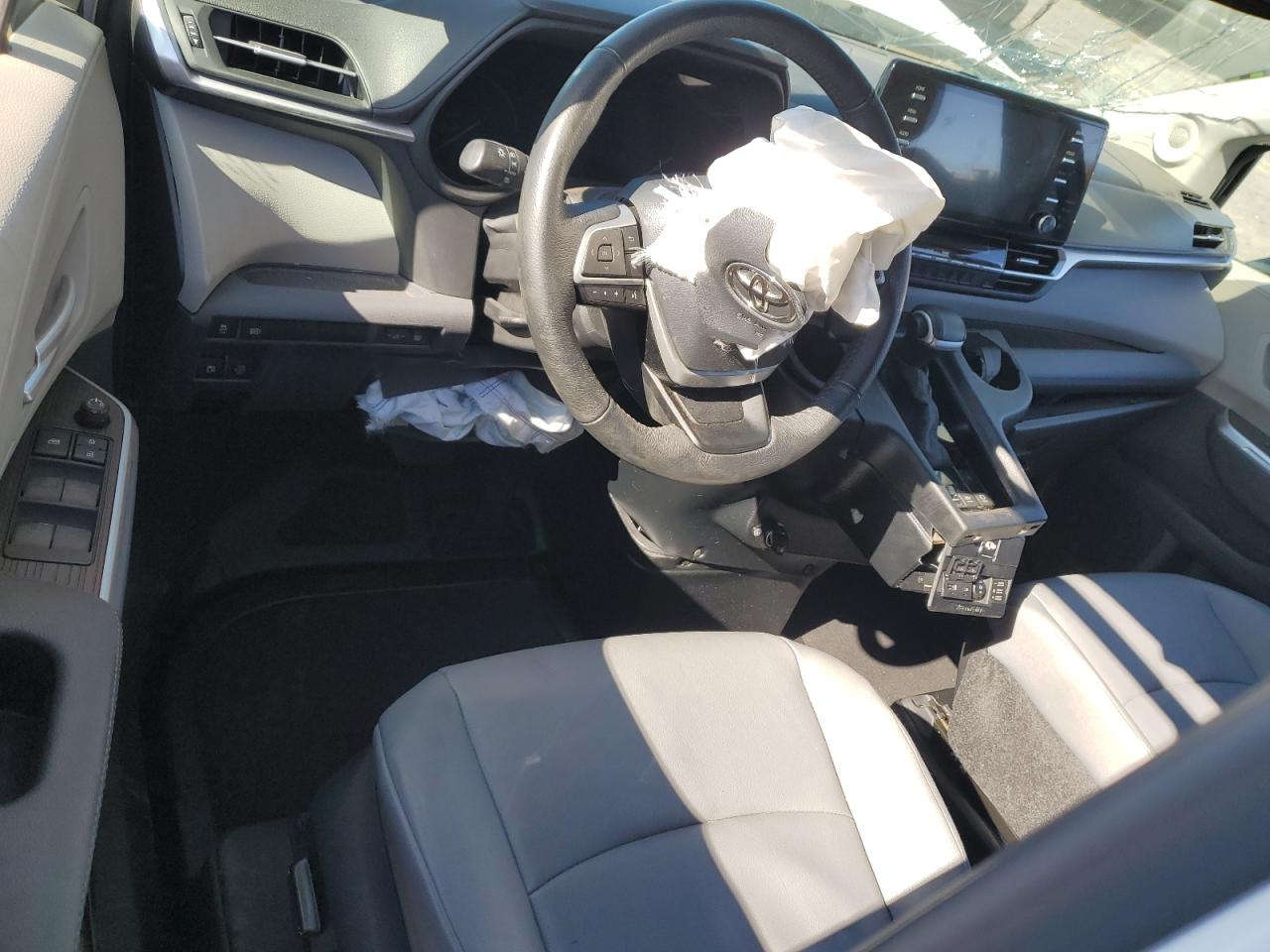 2023 Toyota Sienna Xle VIN: 5TDJRKEC1PS177821 Lot: 85935295