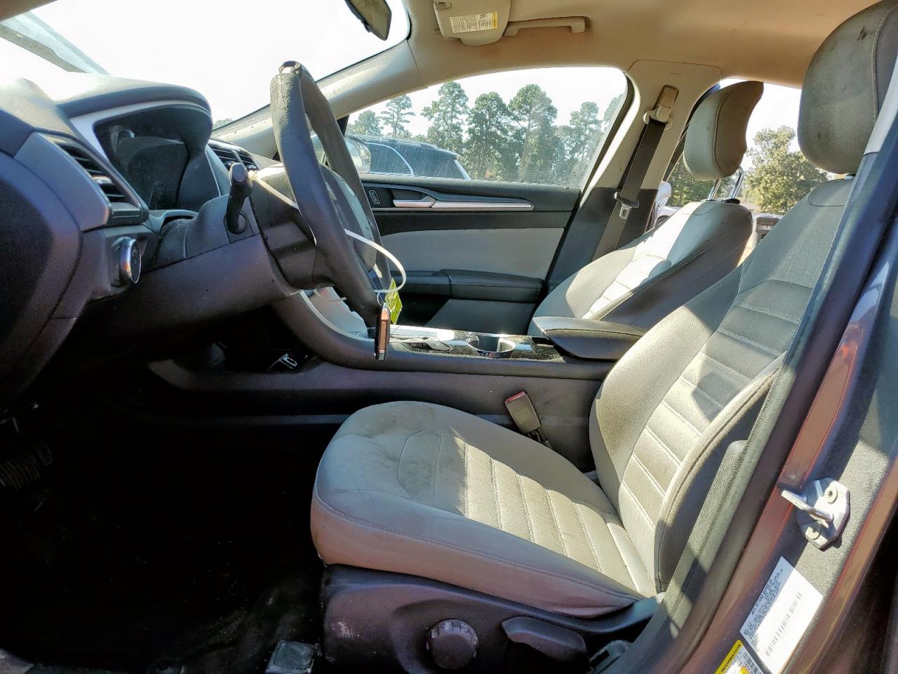 2014 Ford Fusion S VIN: 1FA6P0G70E5376657 Lot: 81972955