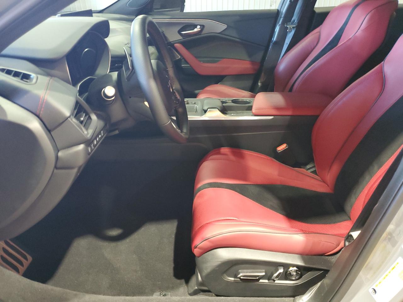 2025 Acura Tlx Type S VIN: 19UUB7F05SA000389 Lot: 84454535