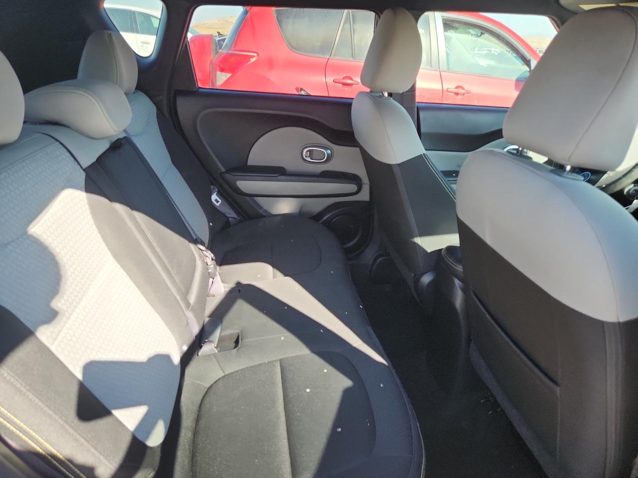 2016 Kia Soul + VIN: KNDJP3A55G7328950 Lot: 85005785