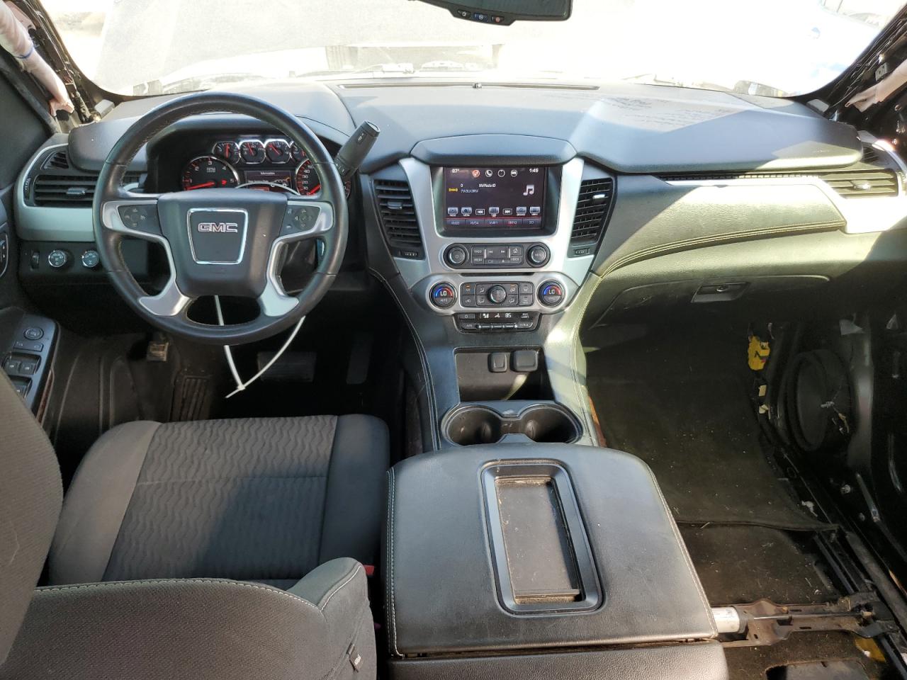 2016 GMC Yukon Xl K1500 Sle VIN: 1GKS2FKC6GR328403 Lot: 82312675