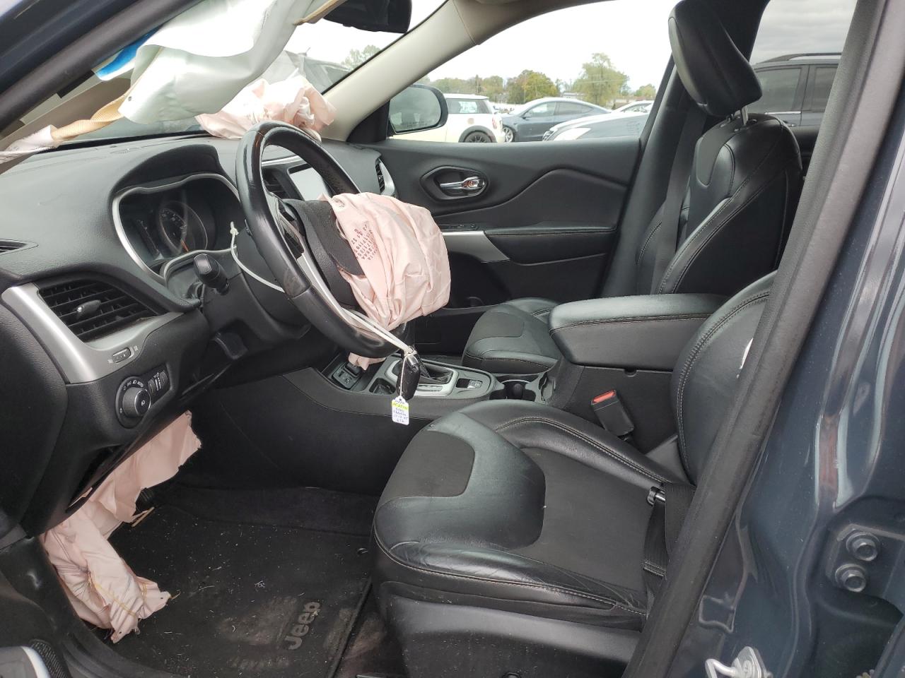 2018 Jeep Cherokee Latitude Plus VIN: 1C4PJLLB1JD584834 Lot: 87045325