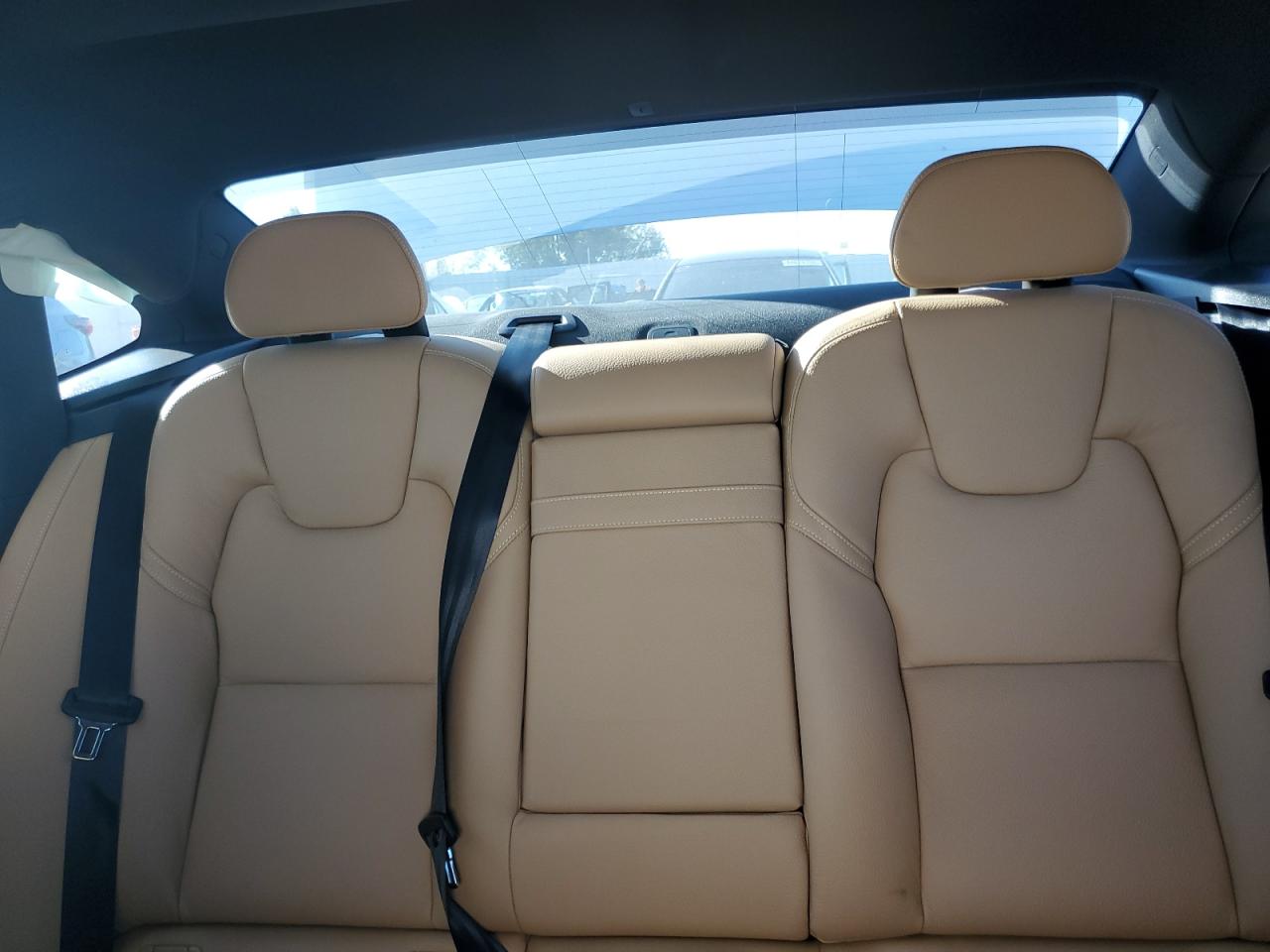 2020 Volvo S90 T6 Momentum VIN: LVYA22MK9LP161084 Lot: 84268165