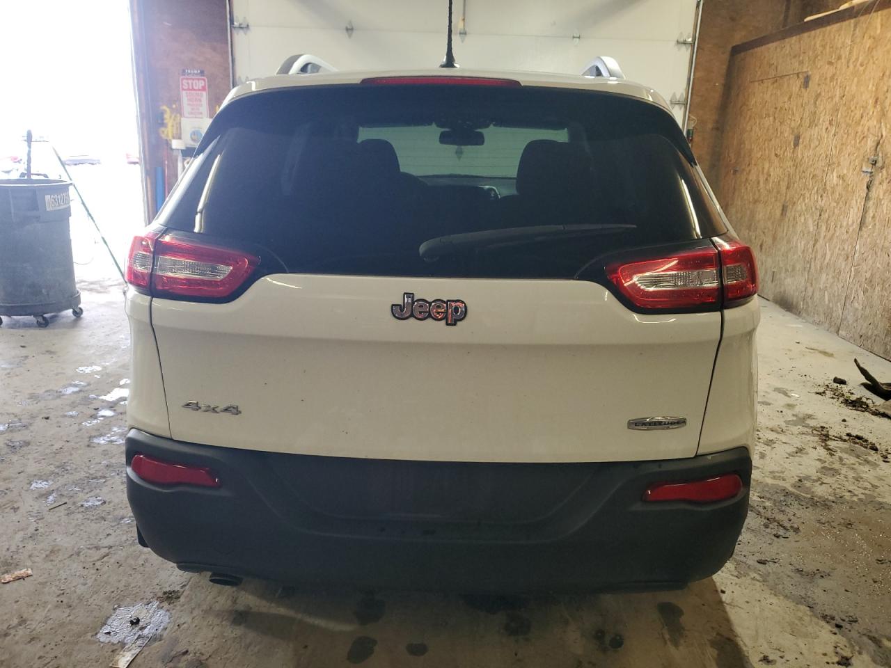 2014 Jeep Cherokee Latitude VIN: 1C4PJMCB1EW216749 Lot: 87217855